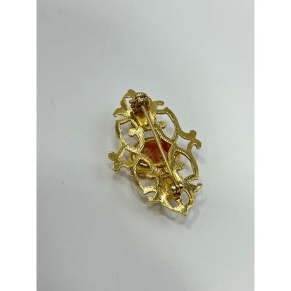 Vintage Petite Cameo Pin Genuine Carved Shell Gold Tone Setting Faux Pearls - Picture 6 of 8